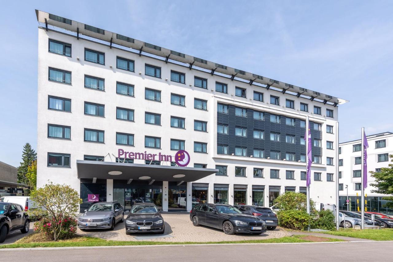 Premier Inn Stuttgart Airport Лайнфелден-Ехтердинген Екстериор снимка